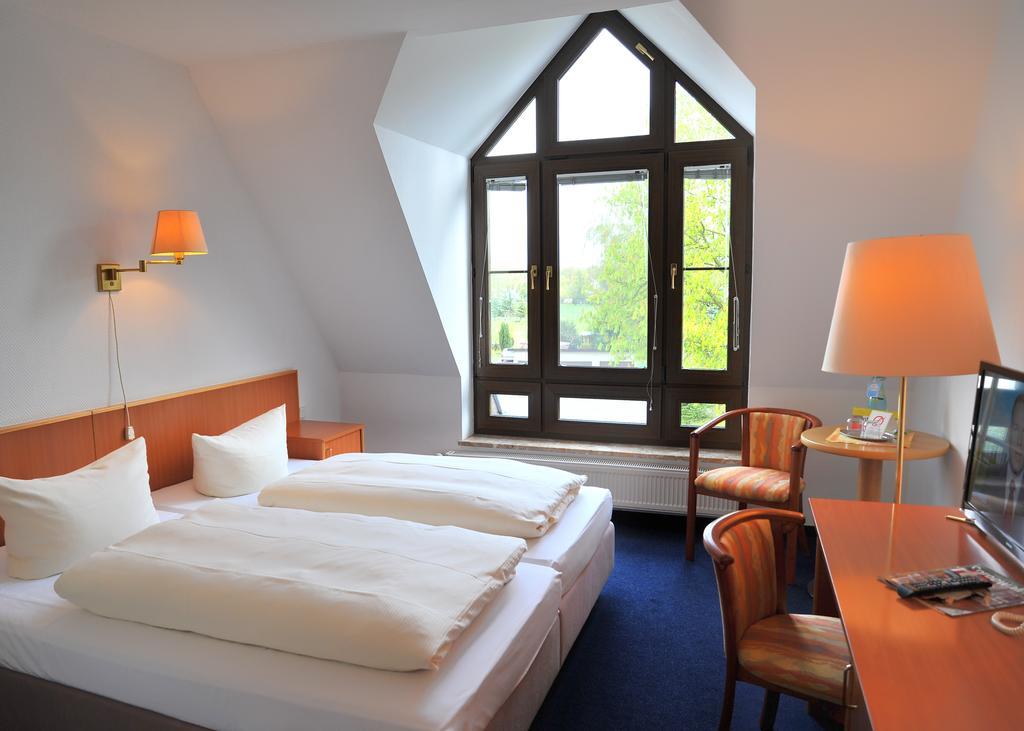 Hotel Spreewaldeck Luebbenau Exterior photo