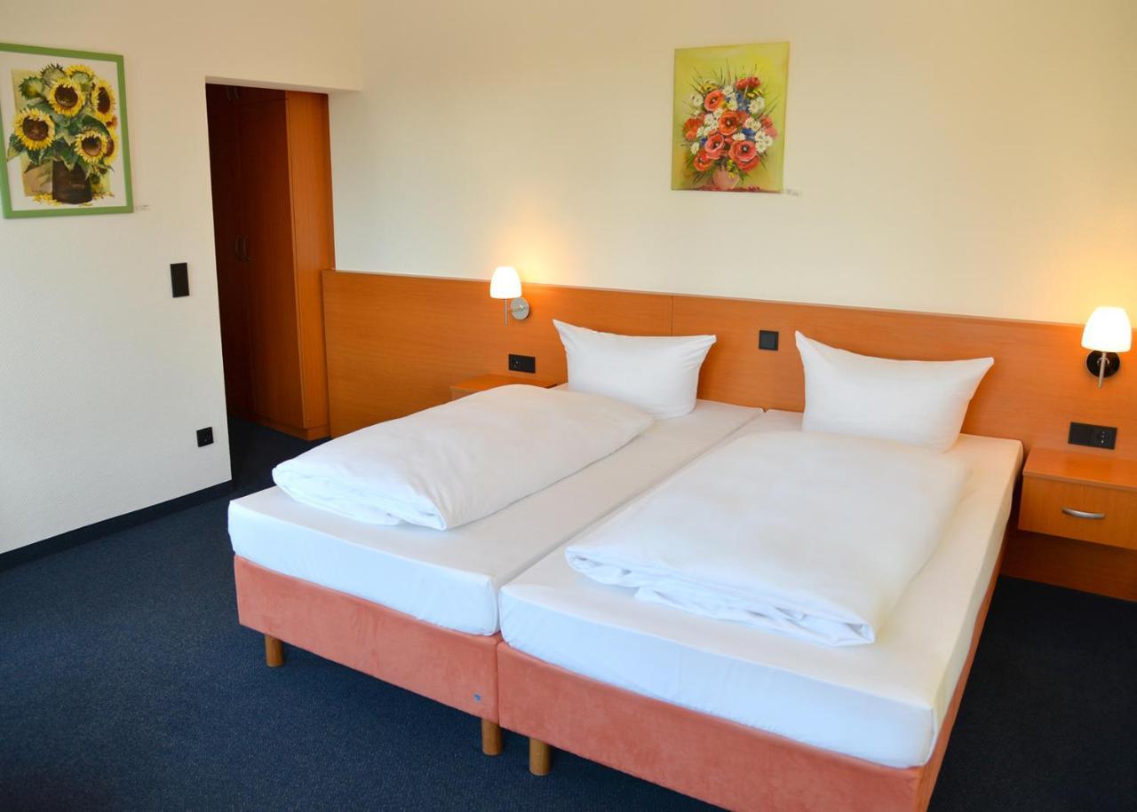 Hotel Spreewaldeck Luebbenau Exterior photo